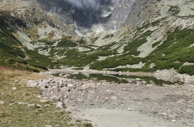 Kő-pataki-tó és a Tátra csúcsai