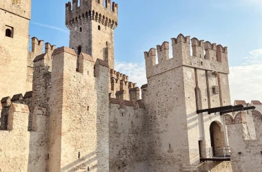 thumb-garda-to-vilaga-ritalia-modra-10961766073394769532.webp