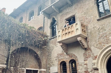 thumb-garda-to-vilaga-ritalia-modra-10961766073424161075.webp