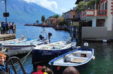 thumb-garda-to-vilaga-ritalia-modra-10961766073431590736.webp