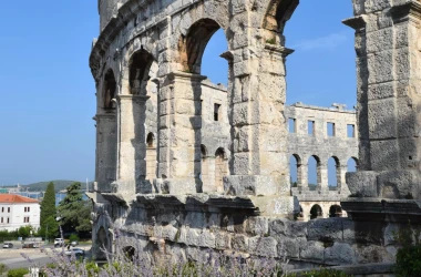 thumb-pula-isztria-romaja-es-tengerparti-furdozes-medulinban-1708641780323040549214.webp