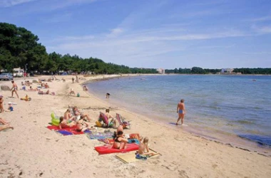 thumb-pula-isztria-romaja-es-tengerparti-furdozes-medulinban-1708641780323043755998.webp